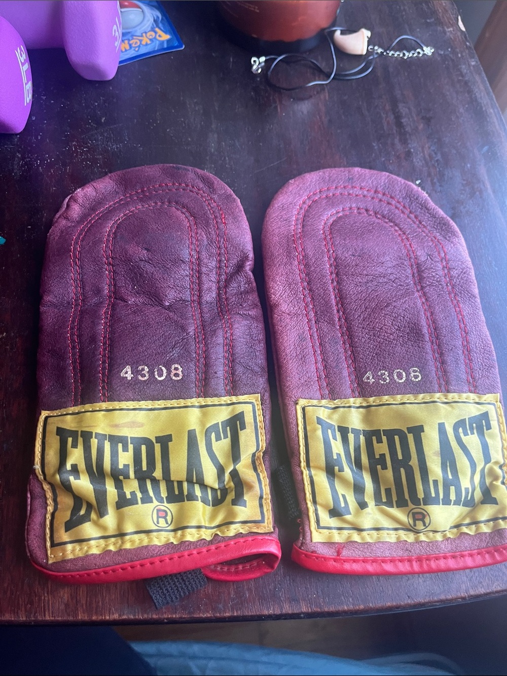Vintage  Everlast boxing gloves - Red Leather Sparring Mitts